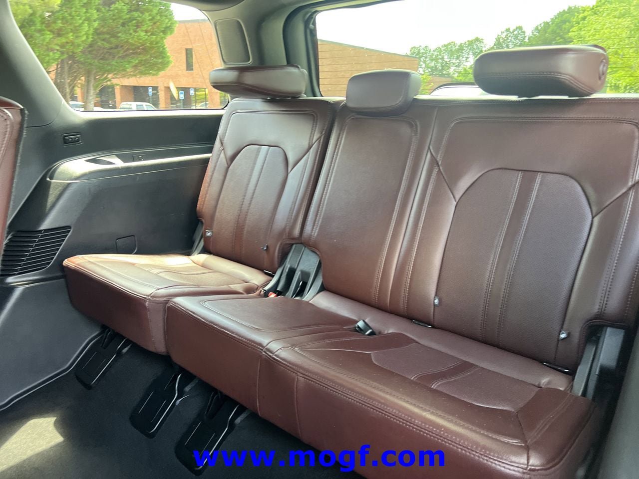 Certified 2024 Ford Expedition Limited RWD image 24