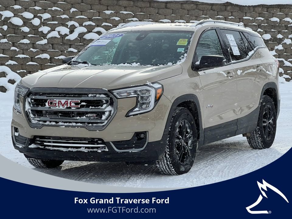 Used 2023 GMC Terrain AT4 image 6