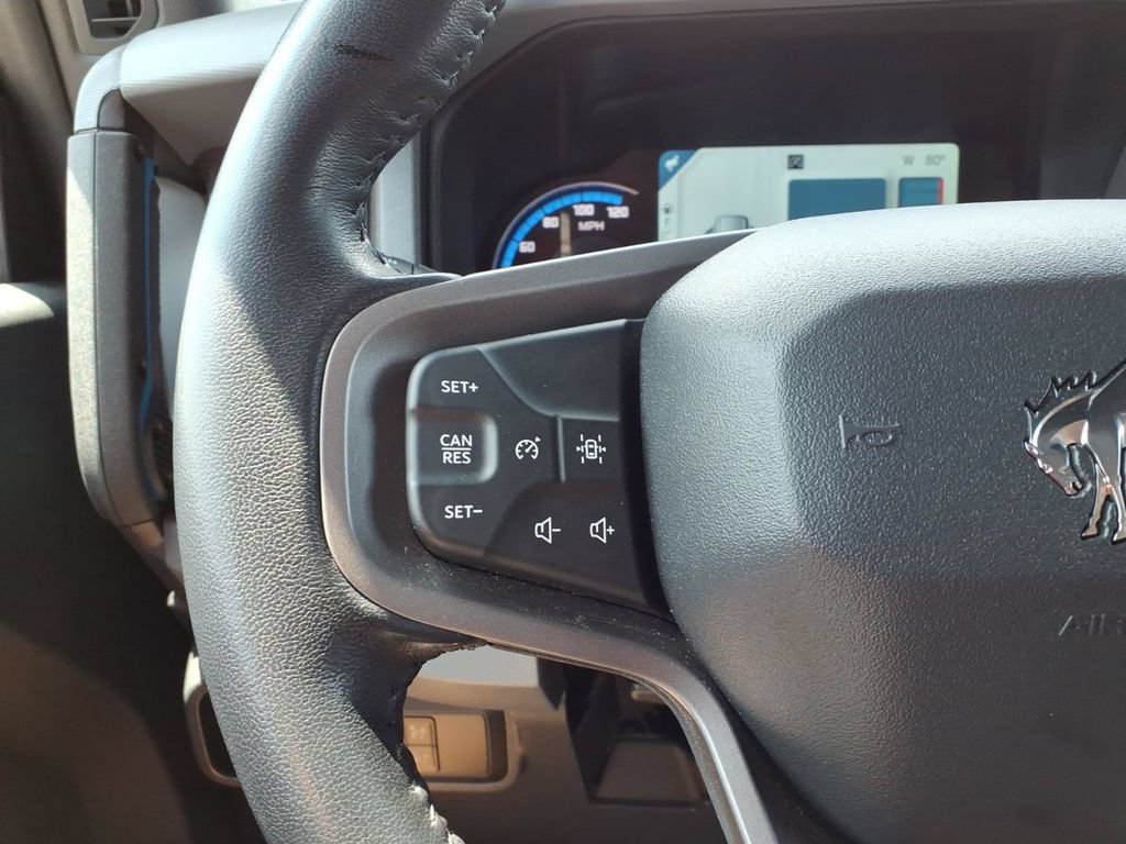 Certified 2024 Ford Bronco Black Diamond AWD/4WD image 17