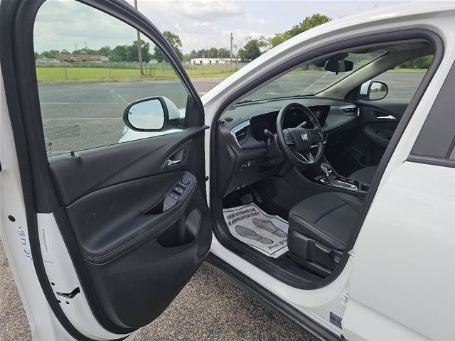 Used 2025 Buick Encore GX Preferred FWD image 13