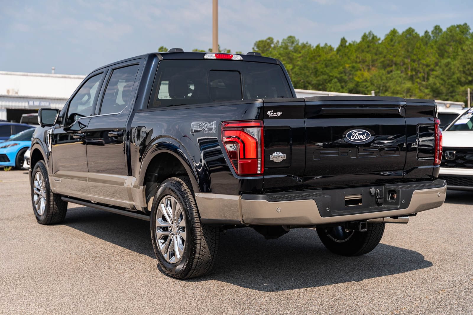 Certified 2025 Ford F150 King Ranch w/ FX4 Off-Road Package AWD/4WD image 5