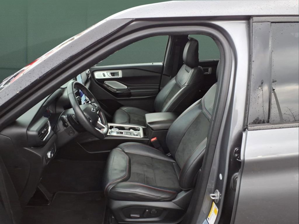 Certified 2022 Ford Explorer ST w/ Equipment Group 401A image 27