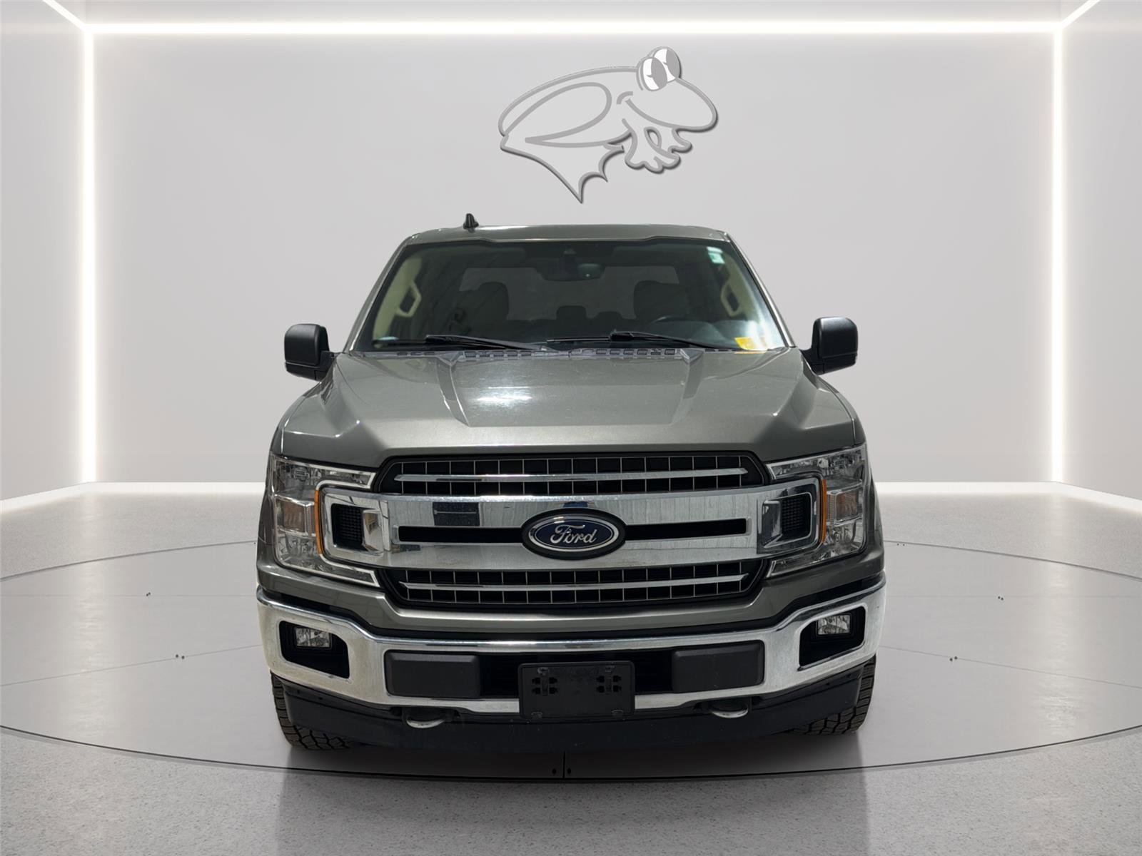Certified 2019 Ford F150 XLT w/ Equipment Group 302A Luxury AWD/4WD image 8