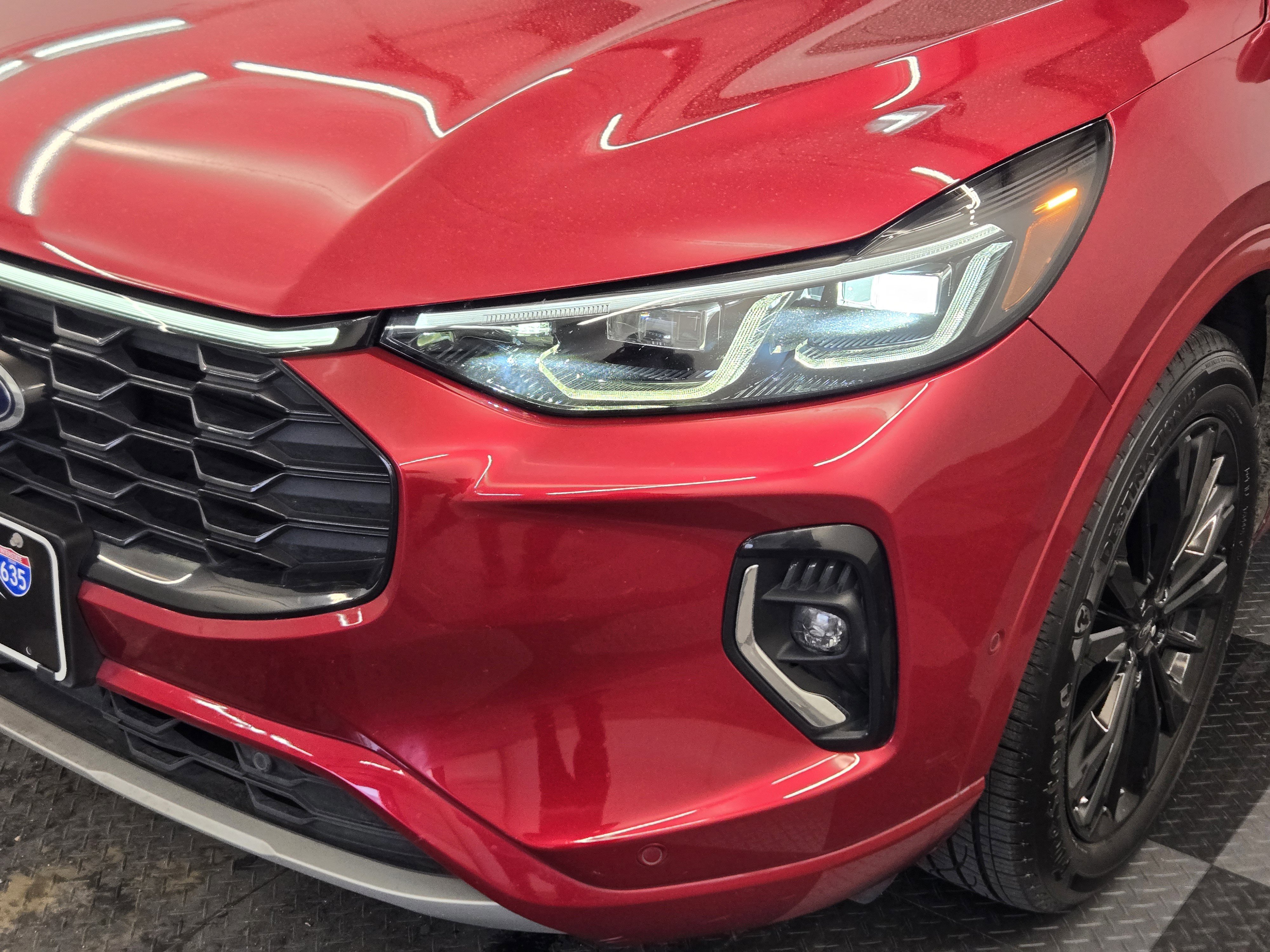 Certified 2023 Ford Escape ST-Line Elite w/ Premium Technology Package image 8