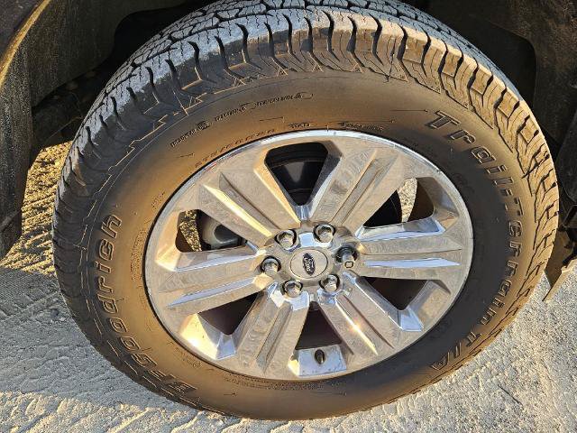 Certified 2018 Ford F150 Lariat w/ Equipment Group 502A Luxury AWD/4WD image 10