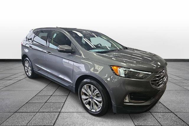 Certified 2022 Ford Edge Titanium AWD/4WD image 3
