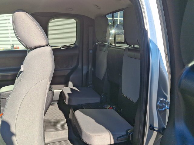 Used 2022 Toyota Tacoma SR w/ SR Convenience Package AWD/4WD image 12