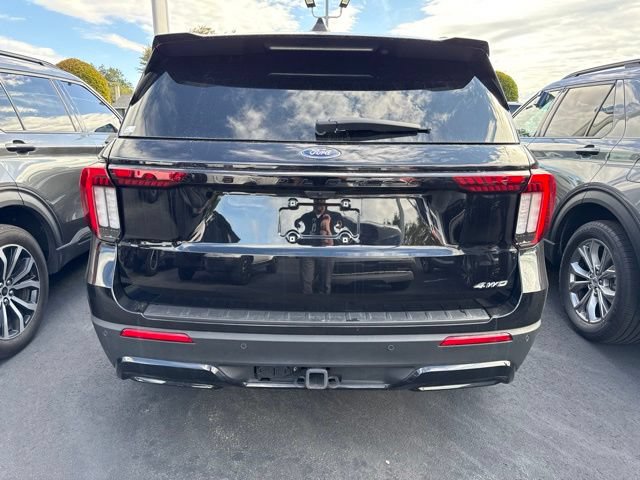 Certified 2025 Ford Explorer ST-Line w/ Premium Package AWD/4WD image 15