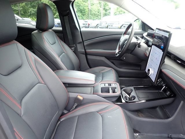 Certified 2025 Ford Mustang Mach-E Premium w/ Sport Appearance Package AWD/4WD image 9