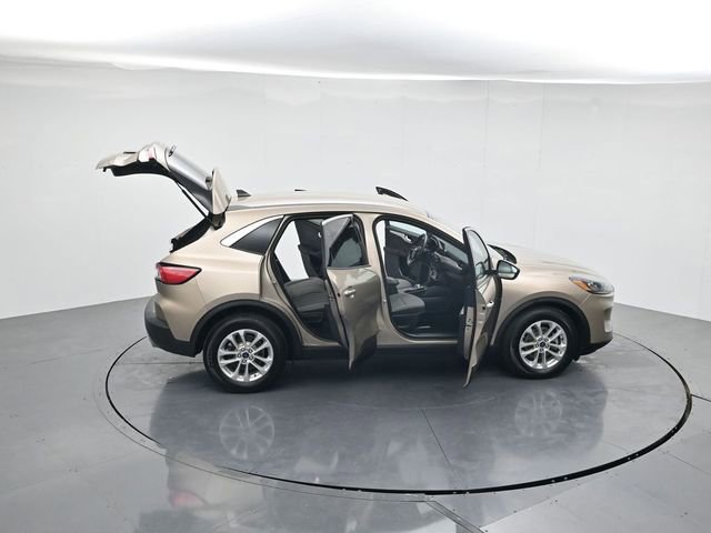 Certified 2021 Ford Escape SE image 45