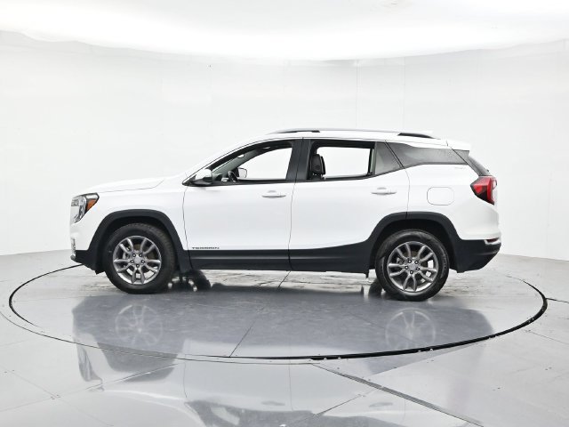 Used 2024 GMC Terrain SLT AWD/4WD image 7