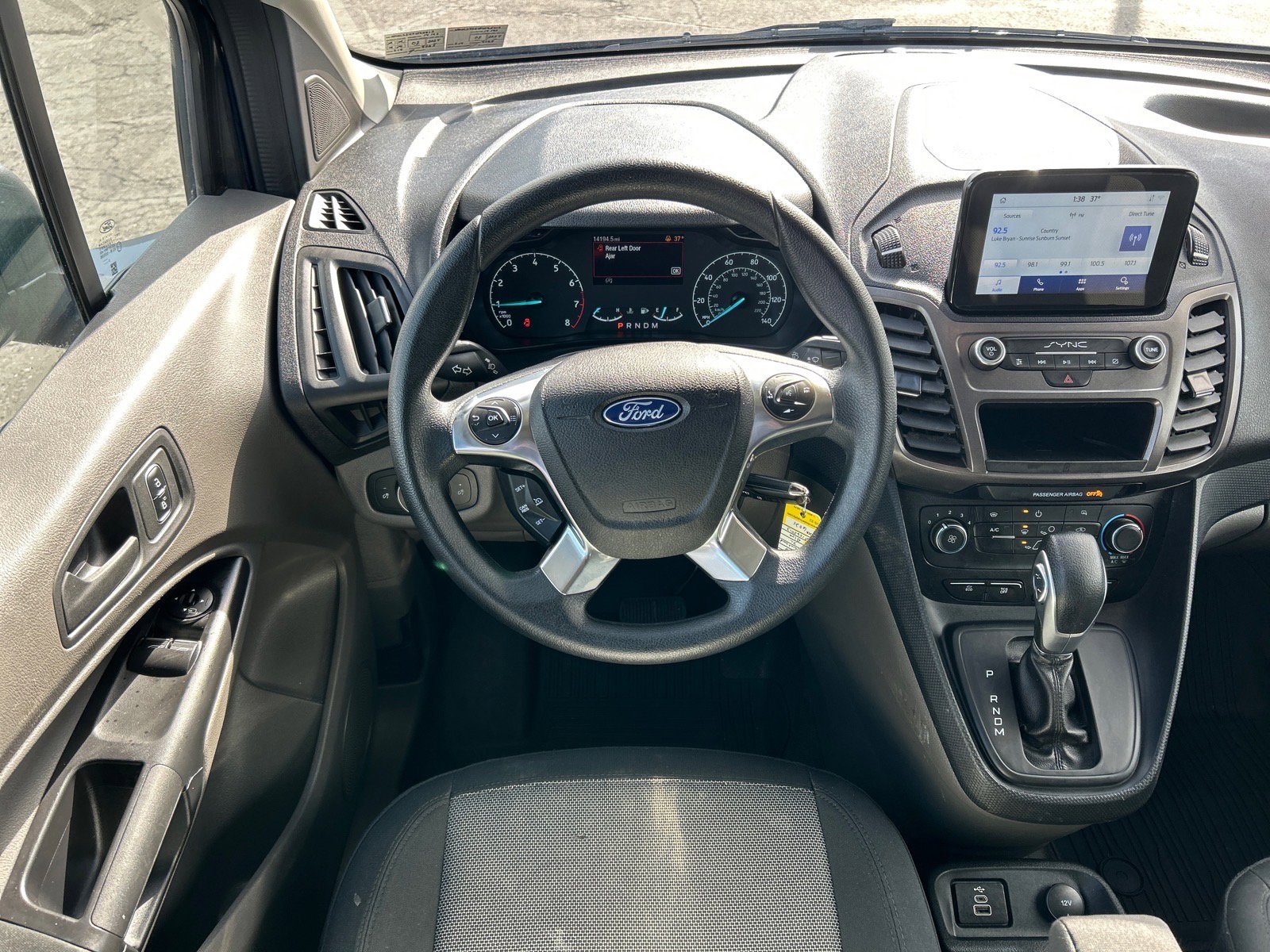 Certified 2023 Ford Transit Connect XL image 2