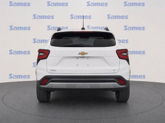 Used 2025 Chevrolet Trax LT w/ Driver Confidence Package FWD image 6