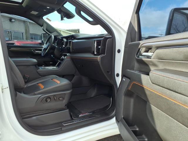 Used 2024 GMC Sierra 3500 AT4 w/ AT4 Premium Plus Package image 21