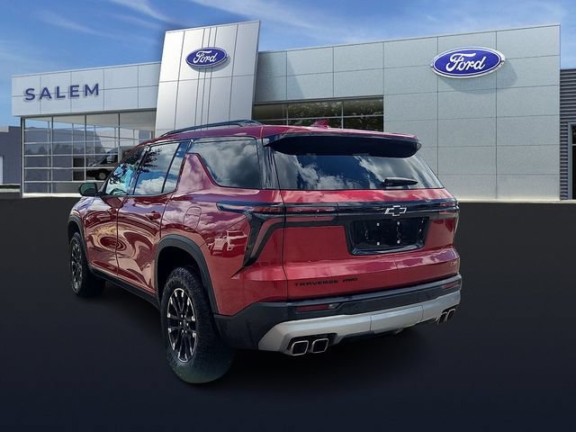 Used 2024 Chevrolet Traverse Z71 AWD/4WD image 4