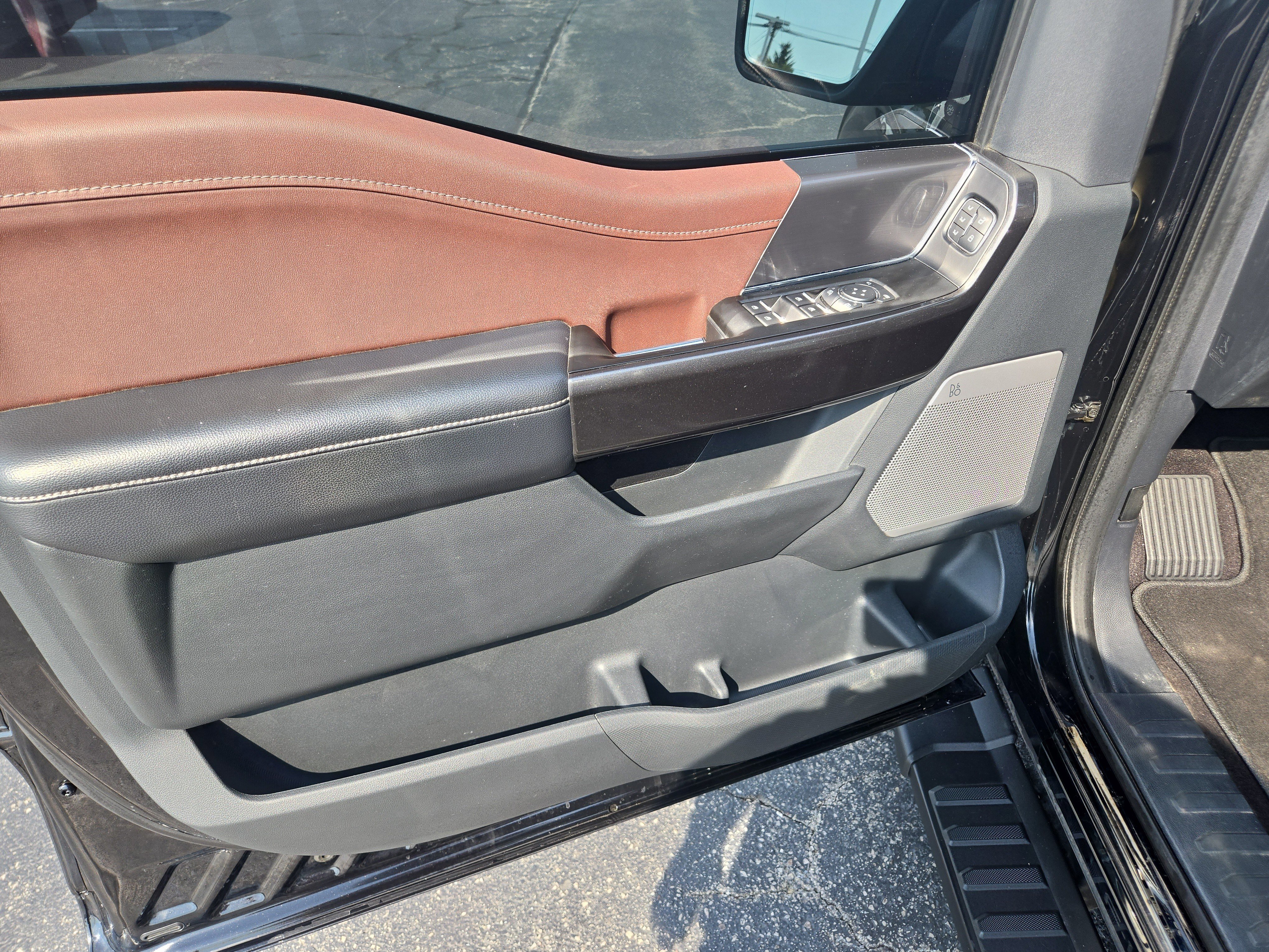 Certified 2021 Ford F150 Lariat w/ Equipment Group 502A High image 23