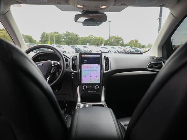 Certified 2024 Ford Edge SEL AWD/4WD image 4