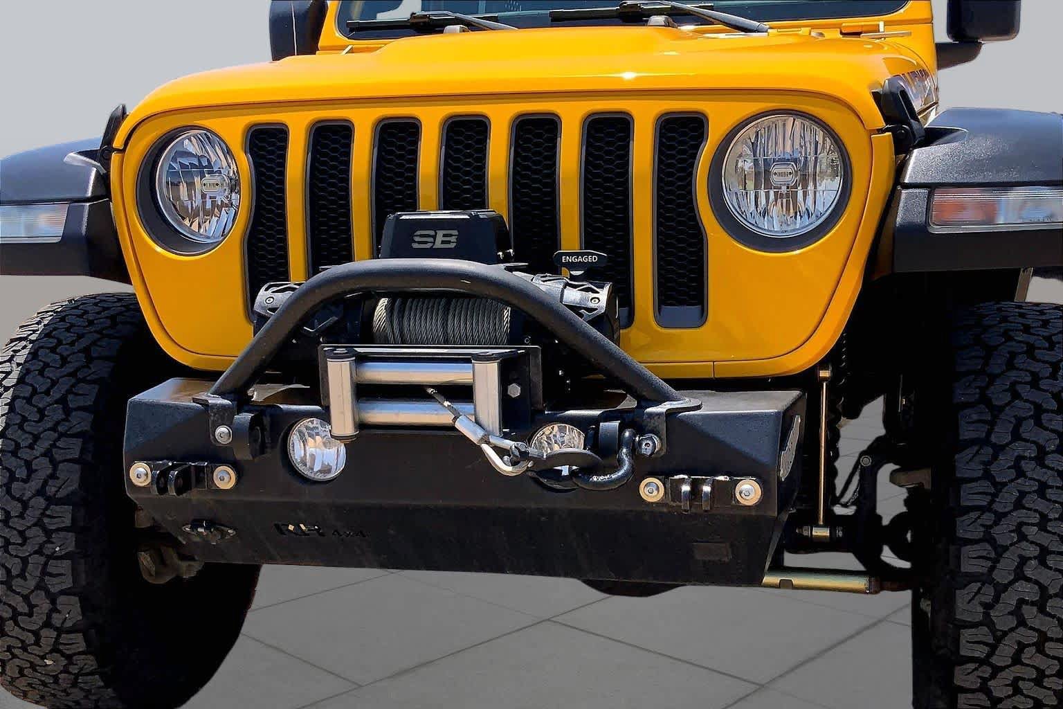 Used 2021 Jeep Wrangler Unlimited Rubicon w/ Cold Weather Group AWD/4WD image 30