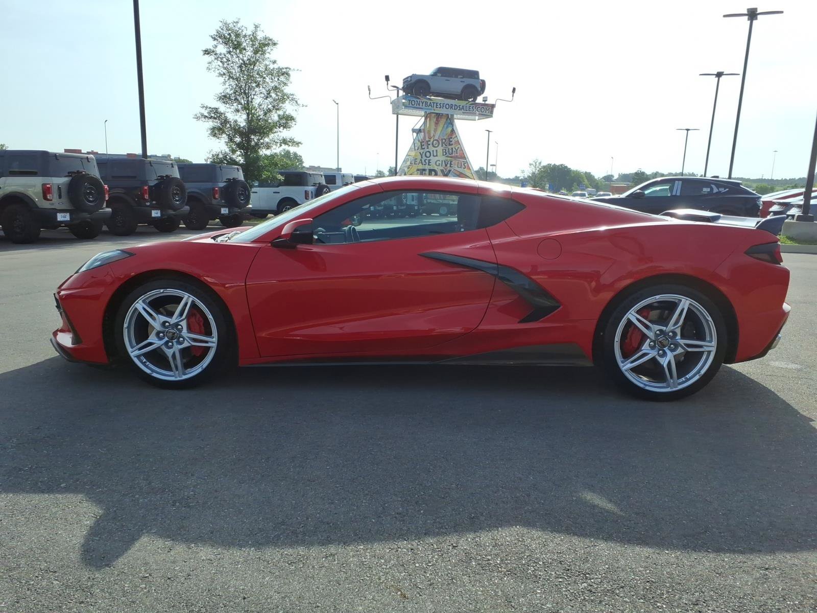 Used 2020 Chevrolet Corvette Stingray Premium Cpe w/ 3LT Preferred Equipment Group RWD image 6