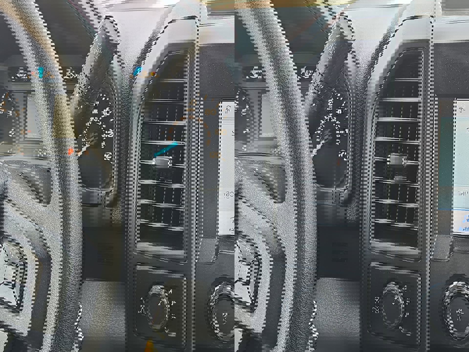 Certified 2020 Ford F150 XL w/ Equipment Group 101A Mid image 17