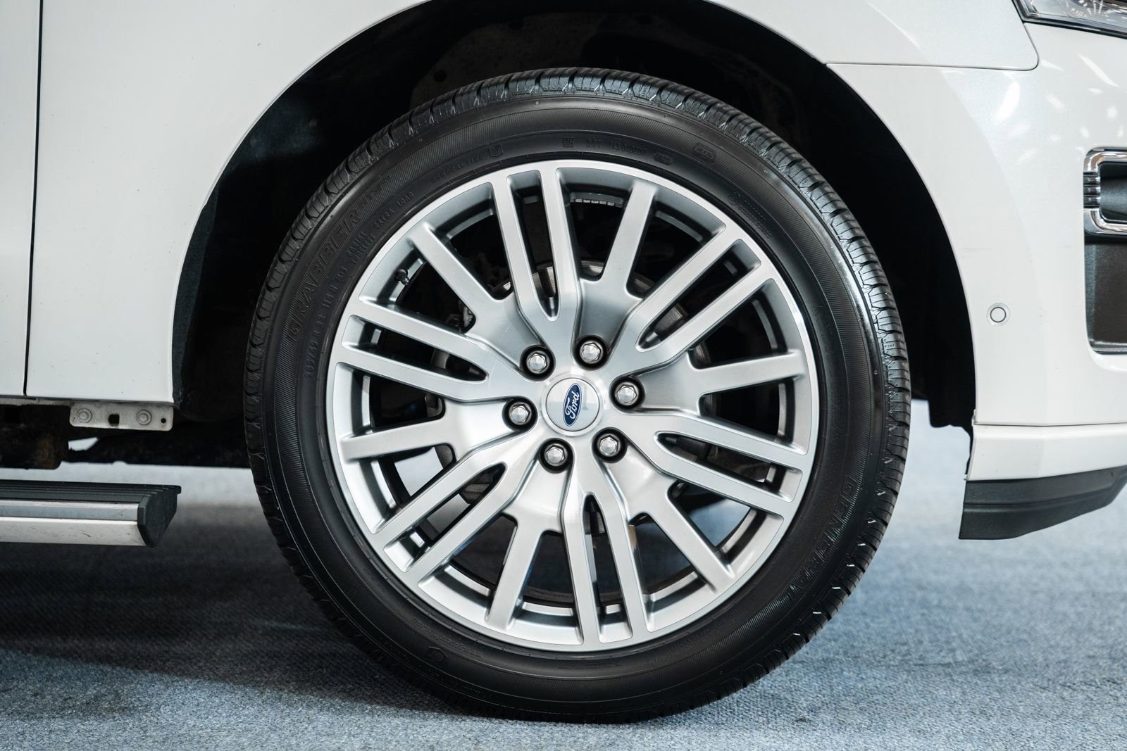 Certified 2022 Ford Expedition Platinum image 17