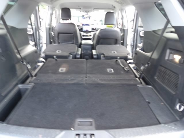Certified 2023 Ford Explorer XLT w/ Equipment Group 202A RWD image 28