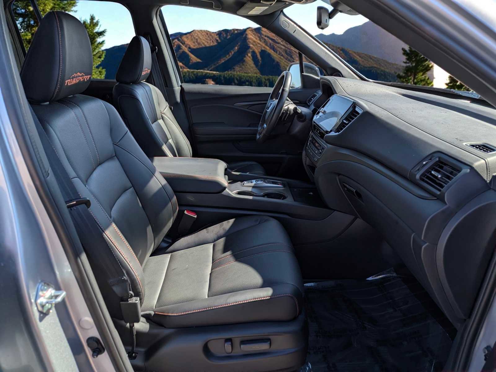 Used 2025 Honda Ridgeline TrailSport image 21