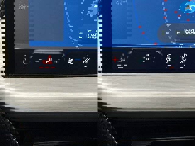 Certified 2024 Ford Escape Platinum image 30