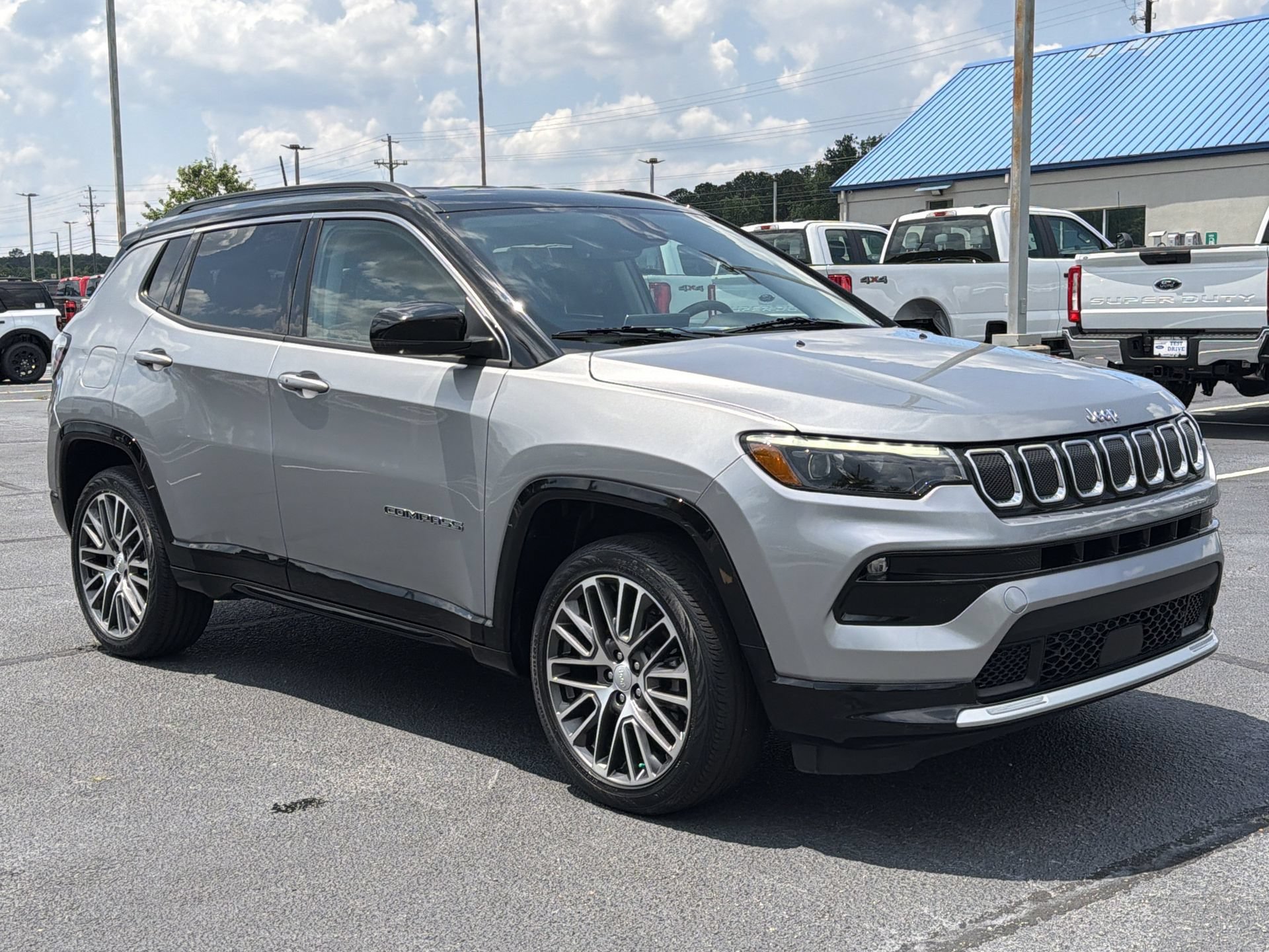 Used 2022 Jeep Compass Limited w/ Elite Group AWD/4WD image 35