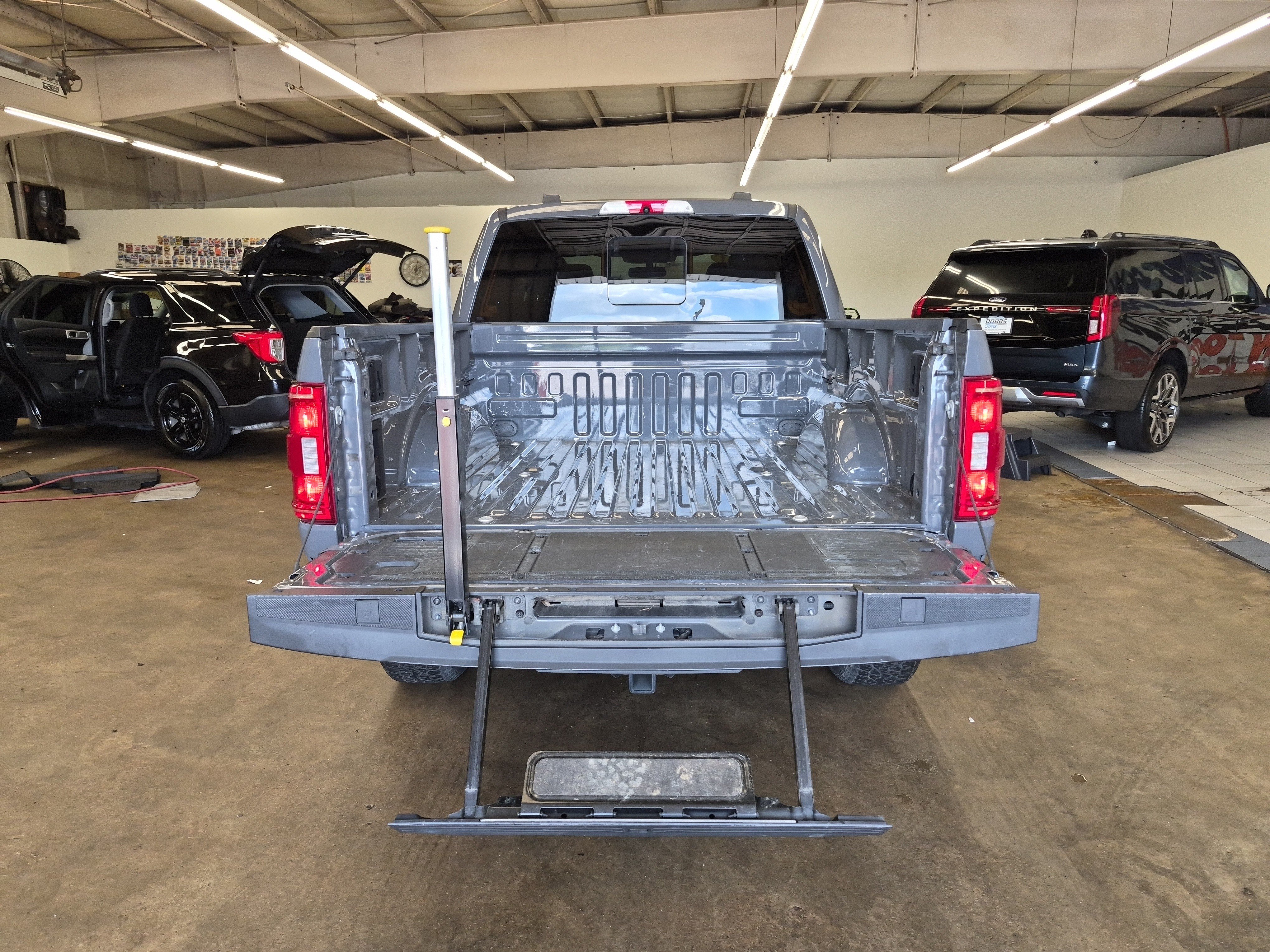 Certified 2021 Ford F150 XLT w/ Equipment Group 302A High AWD/4WD image 7