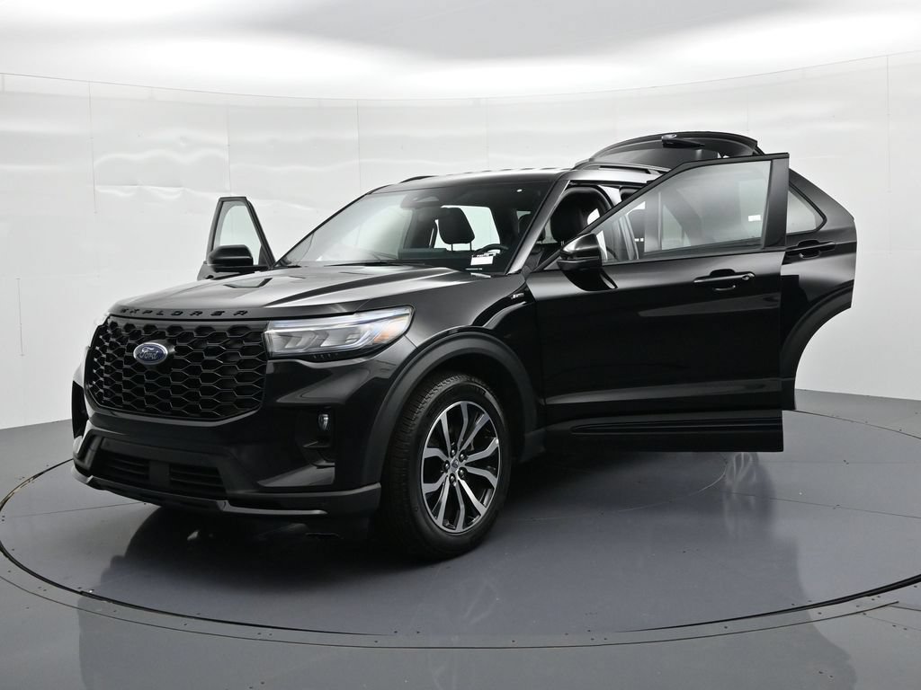 Certified 2026 Ford Explorer ST-Line AWD/4WD image 28