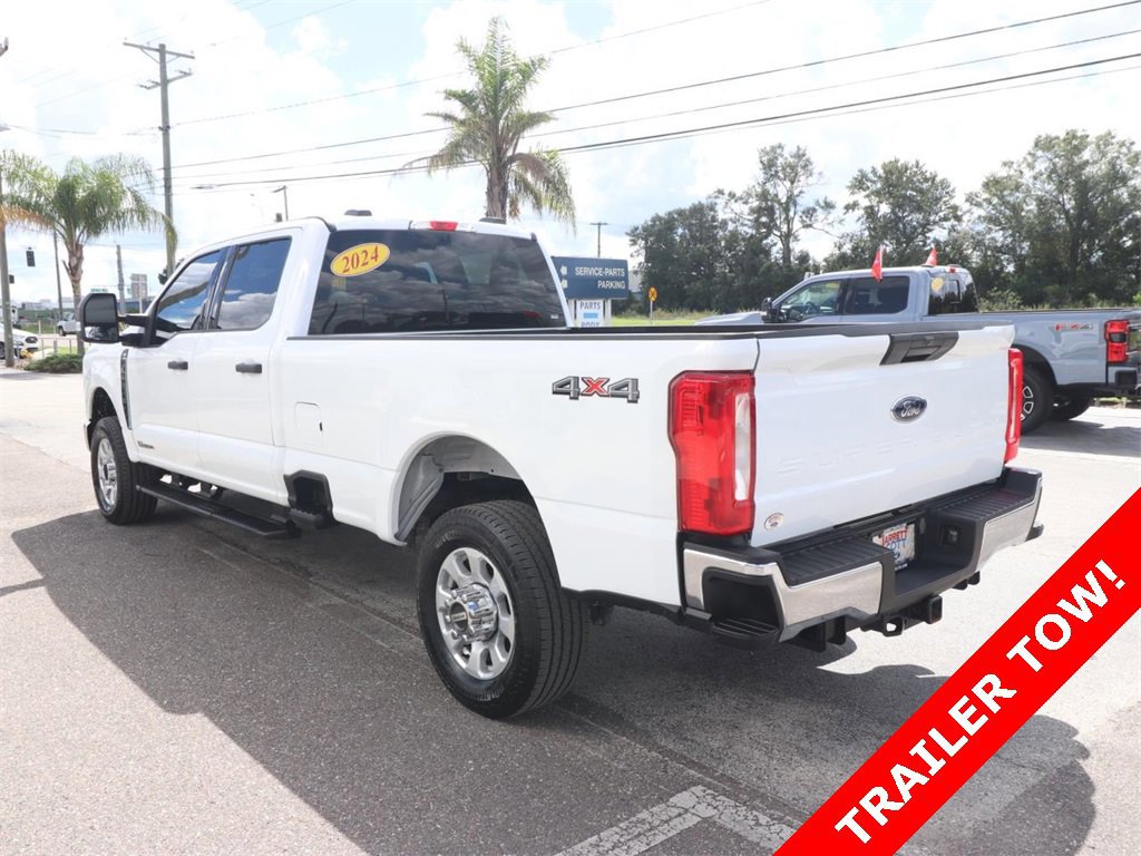 Certified 2024 Ford F350 XLT image 9