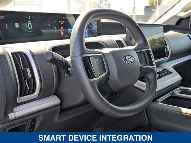 Certified 2025 Ford Expedition Active RWD image 12