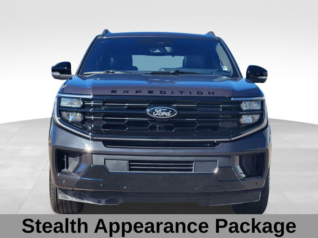 Certified 2025 Ford Expedition Platinum w/ Stealth Performance Package image 5