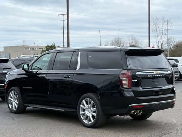 Used 2023 Chevrolet Suburban High Country image 6