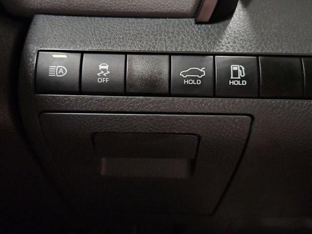 Used 2024 Toyota Camry LE FWD image 27