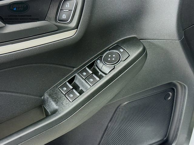 Certified 2022 Ford Escape SE w/ Cold Weather Package image 17