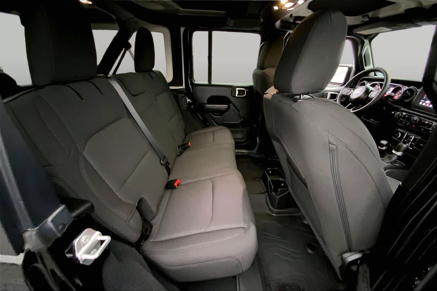 Used 2023 Jeep Wrangler Unlimited Sport AWD/4WD image 18