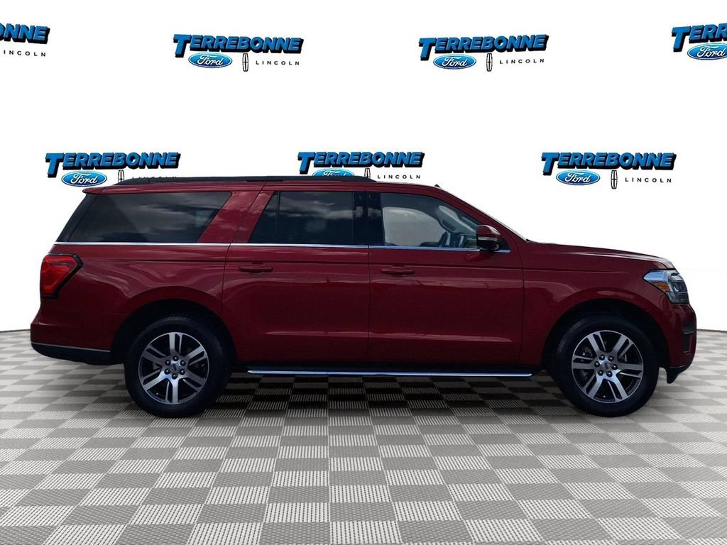 Certified 2022 Ford Expedition Max XLT RWD image 4