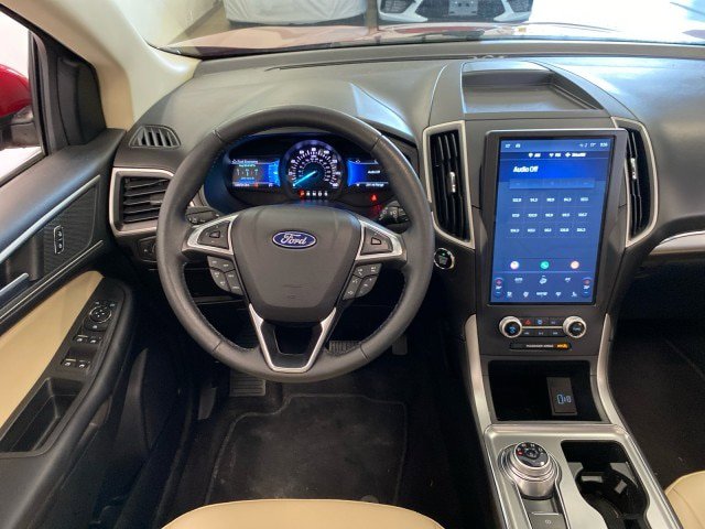 Certified 2022 Ford Edge SEL w/ Convenience Package AWD/4WD image 13