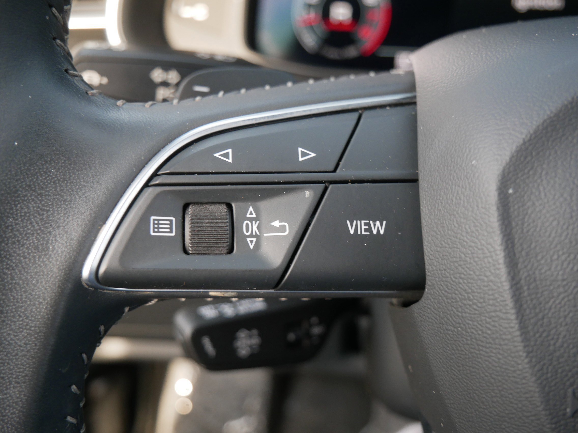 Used 2019 Audi Q8 Prestige image 27