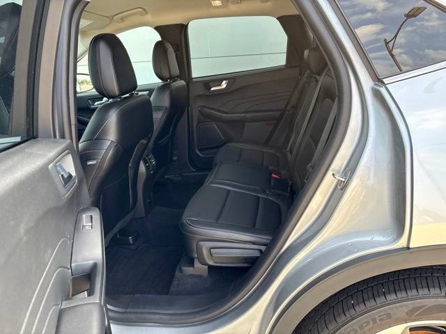 Certified 2023 Ford Escape Platinum AWD/4WD image 10