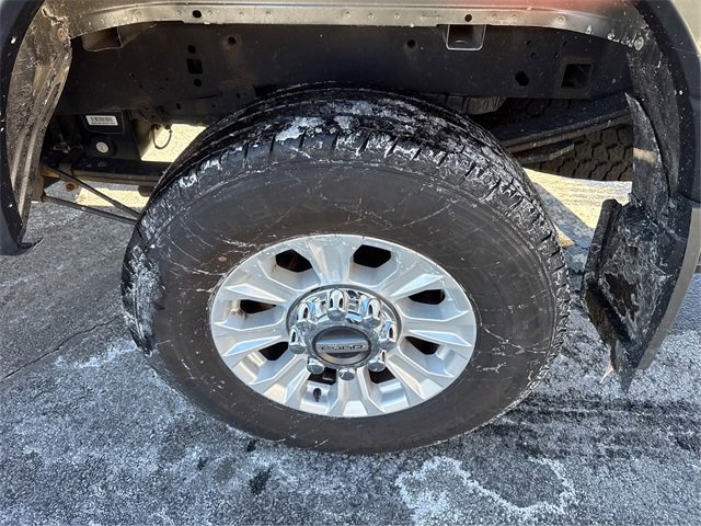 Certified 2020 Ford F250 XLT w/ XLT Value Package image 14