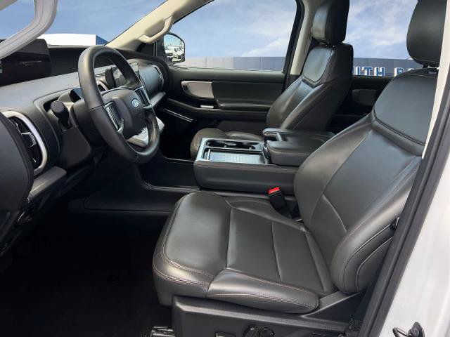 Certified 2025 Ford Expedition Active AWD/4WD image 10