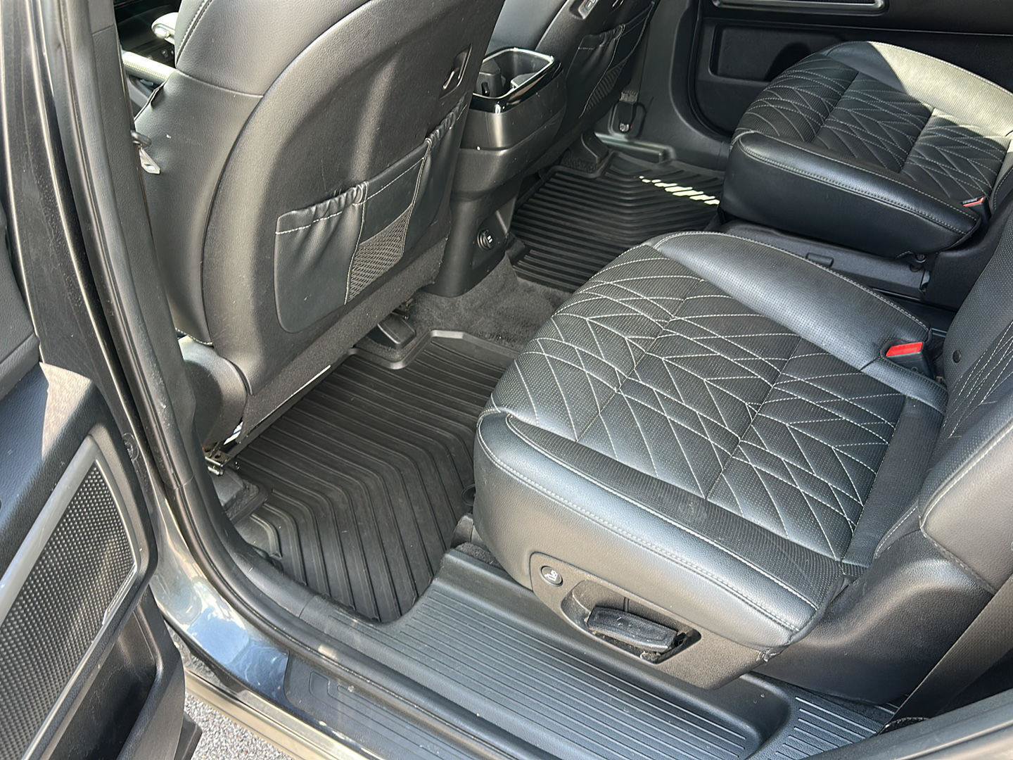 Used 2023 Kia Telluride EX X-Line AWD/4WD image 28