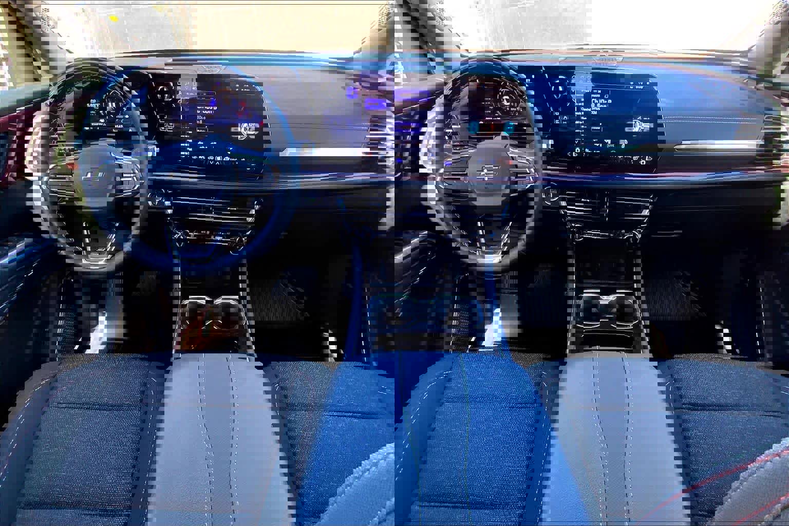 Used 2024 Chevrolet Traverse Z71 w/ Enhanced Driving Package image 16