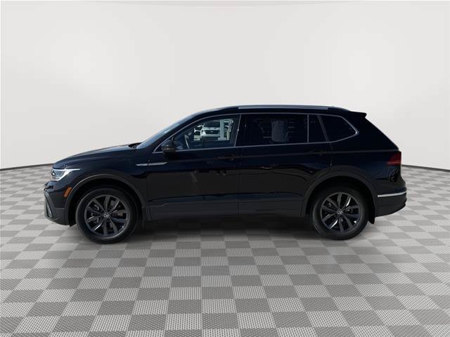 Used 2022 Volkswagen Tiguan SE AWD/4WD image 4
