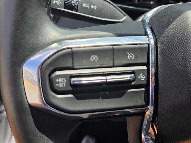 Used 2025 GMC Canyon Elevation w/ Technology Package RWD image 24