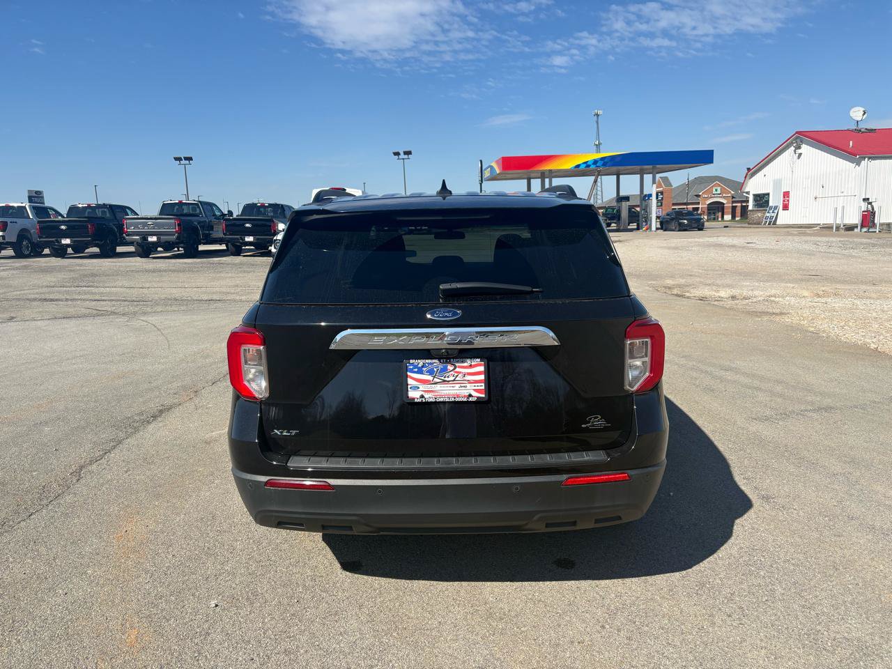 Certified 2022 Ford Explorer XLT RWD image 4