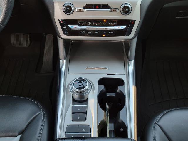 Certified 2022 Ford Explorer XLT w/ Equipment Group 202A image 23